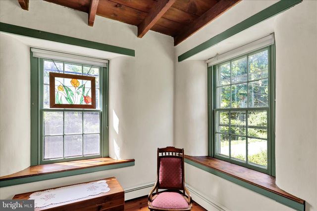 3866 PRICETOWN RD, Fleetwood, PA 19522