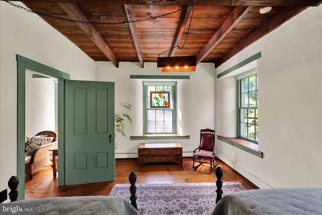 3866 PRICETOWN RD, Fleetwood, PA 19522