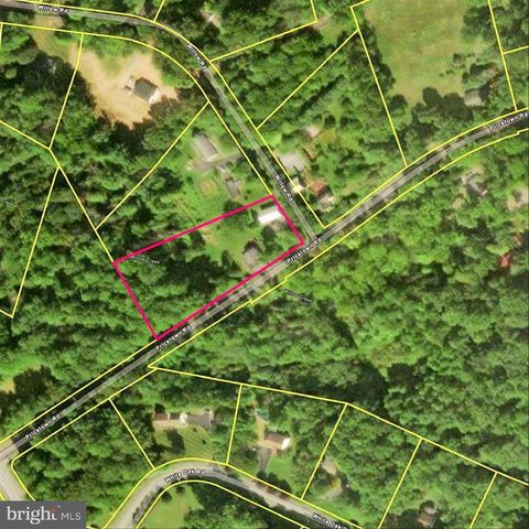 3866 PRICETOWN RD, Fleetwood, PA 19522