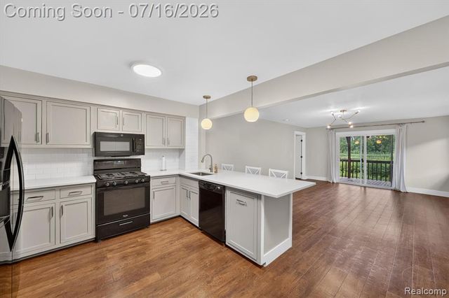 891 Devonshire Boulevard, Brighton, MI 48116