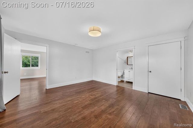 891 Devonshire Boulevard, Brighton, MI 48116