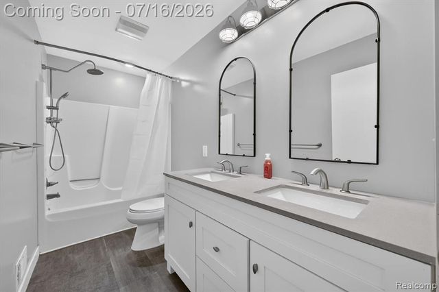 891 Devonshire Boulevard, Brighton, MI 48116