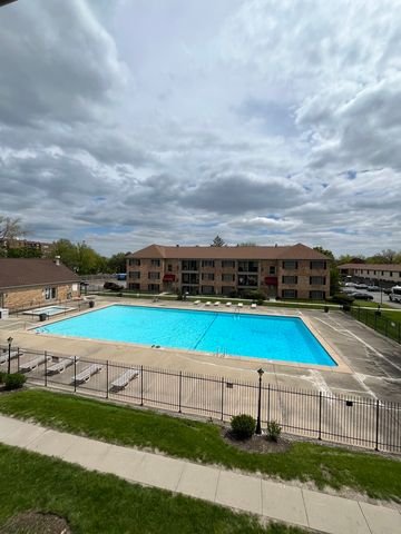 1728 Fayette Walk M, Hoffman Estates, IL 60169