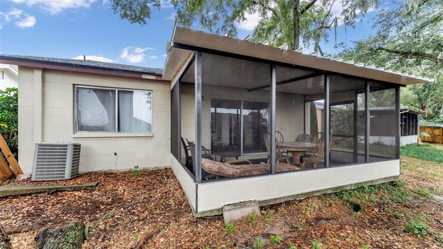 512 LAKE DEXTER BOULEVARD, Winter Haven, FL 33884