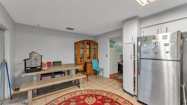 512 LAKE DEXTER BOULEVARD, Winter Haven, FL 33884