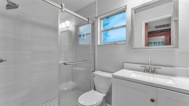 512 LAKE DEXTER BOULEVARD, Winter Haven, FL 33884