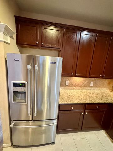9730 Wheaton Edge Lane, Houston, TX 77095
