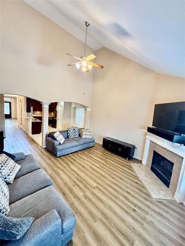 9730 Wheaton Edge Lane, Houston, TX 77095
