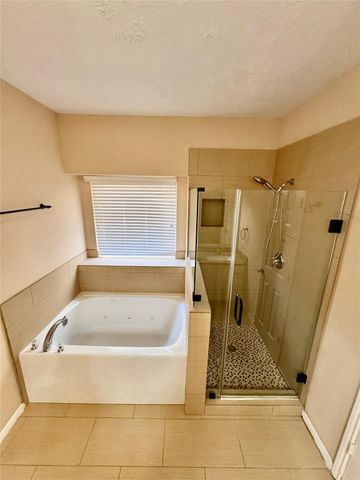 9730 Wheaton Edge Lane, Houston, TX 77095