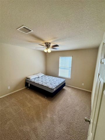 9730 Wheaton Edge Lane, Houston, TX 77095