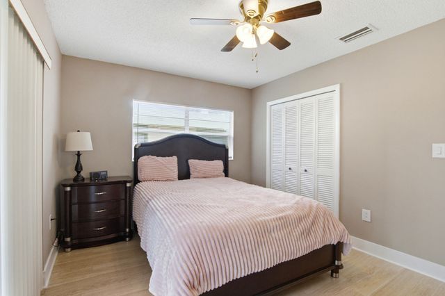 4110 NW 88th Avenue 205, Coral Springs, FL 33065
