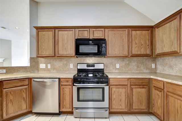 11843 Belle Court, Pinehurst, TX 77362