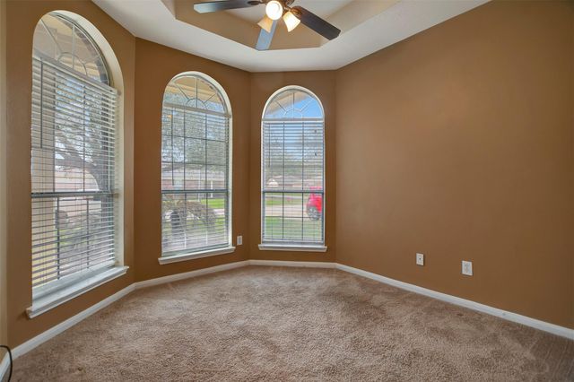 11843 Belle Court, Pinehurst, TX 77362