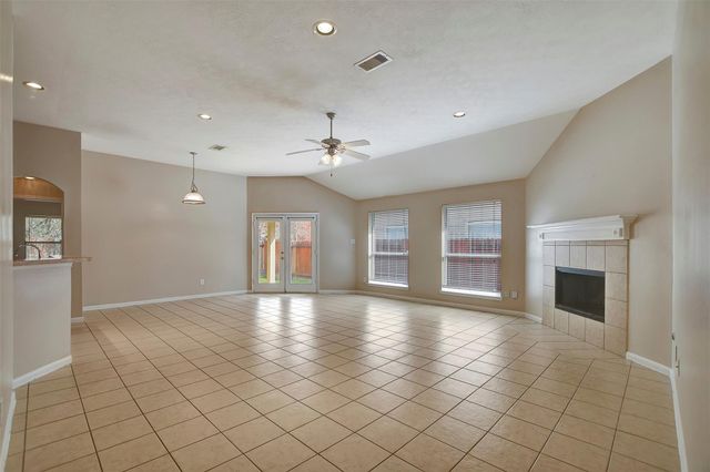 11843 Belle Court, Pinehurst, TX 77362