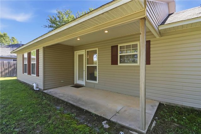 2855 Colten Cove, Fayetteville, AR 72701