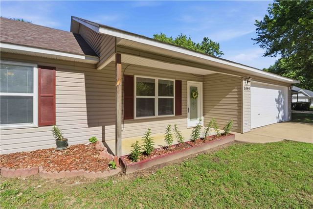 2855 Colten Cove, Fayetteville, AR 72701