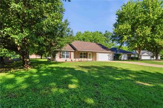 2855 Colten Cove, Fayetteville, AR 72701
