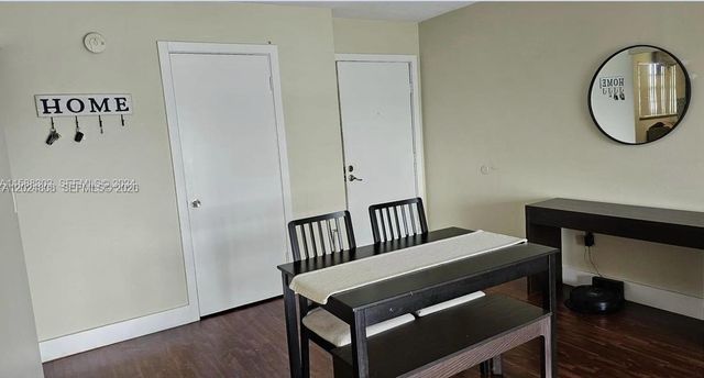 502 NW 87th Ave 403, Miami, FL 33172