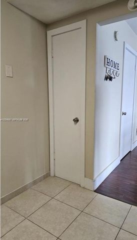 502 NW 87th Ave 403, Miami, FL 33172