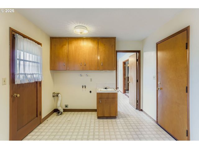 1134 S GINGER St, Cornelius, OR 97113