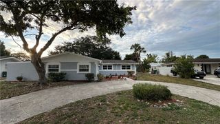 2101 43rd TER SW, Naples, FL 34116