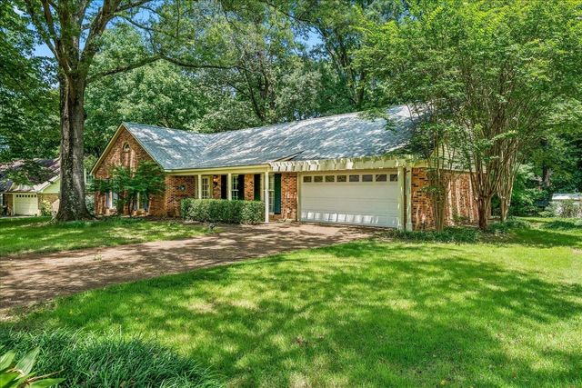 1528 HOLLY HILL DR, Germantown, TN 38138