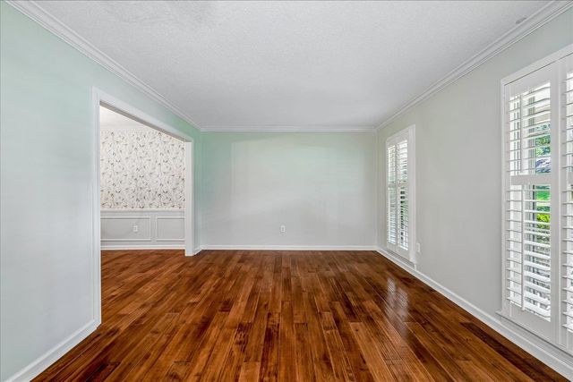 1528 HOLLY HILL DR, Germantown, TN 38138