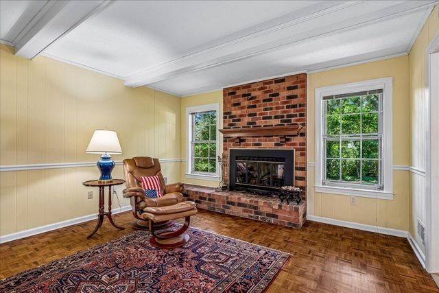 1528 HOLLY HILL DR, Germantown, TN 38138