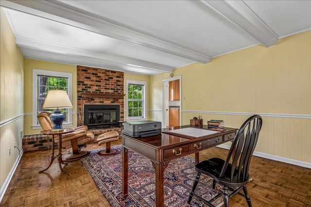 1528 HOLLY HILL DR, Germantown, TN 38138