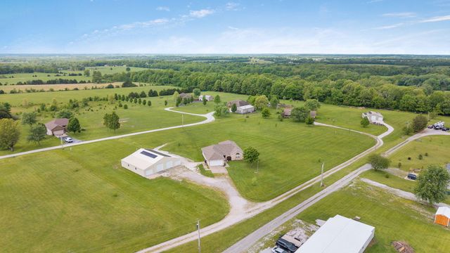 150 Shelbrae Lane, Clever, MO 65631