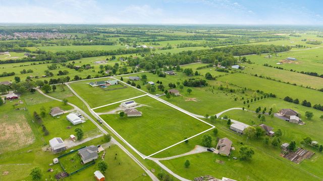 150 Shelbrae Lane, Clever, MO 65631
