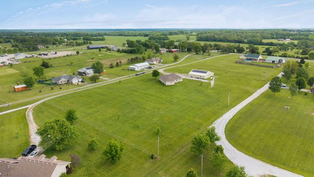 150 Shelbrae Lane, Clever, MO 65631