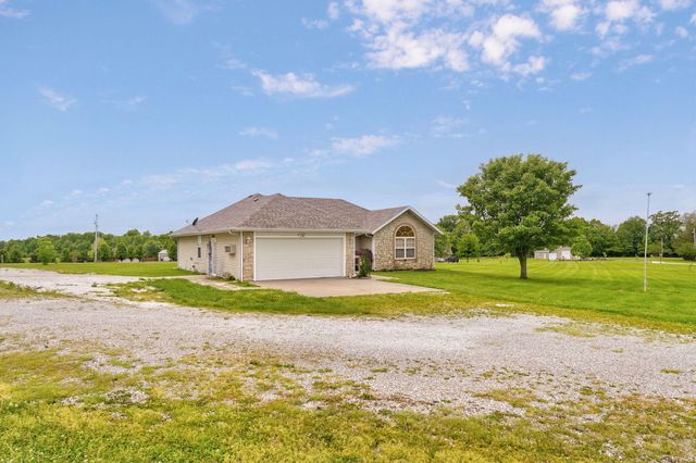150 Shelbrae Lane, Clever, MO 65631