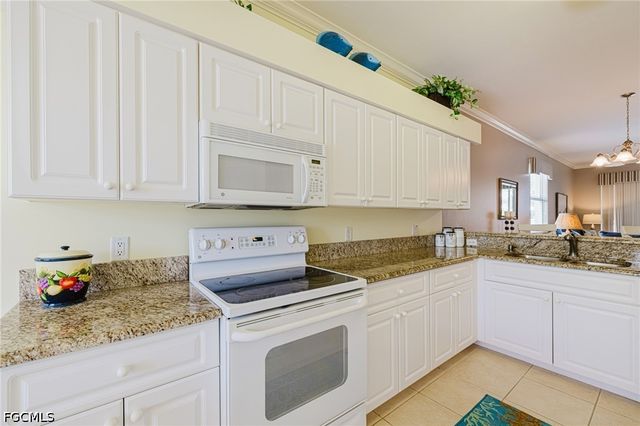 10391 Butterfly Palm DR 1021, Fort Myers, FL 33966