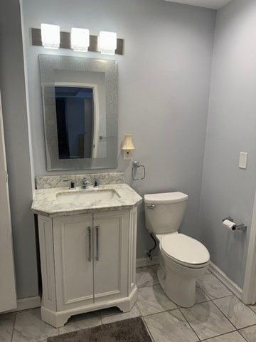 1 Seal Harbor 210, Winthrop, MA 02152