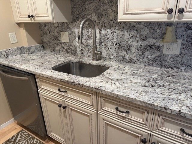 1 Seal Harbor 210, Winthrop, MA 02152