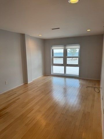 1 Seal Harbor 210, Winthrop, MA 02152