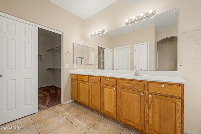 6611 S 25TH Drive, Phoenix, AZ 85041