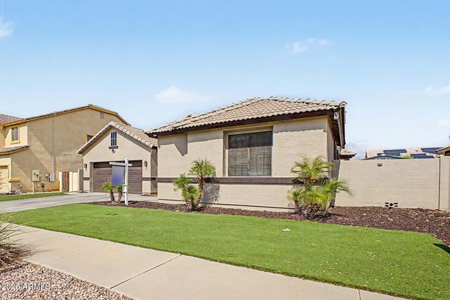 6611 S 25TH Drive, Phoenix, AZ 85041