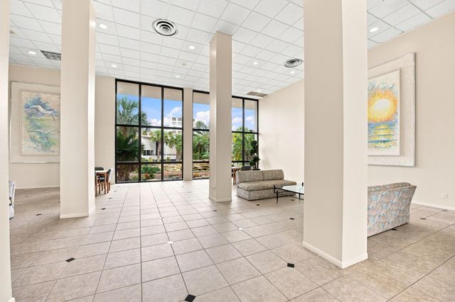 3589 S Ocean Boulevard 808, South Palm Beach, FL 33480