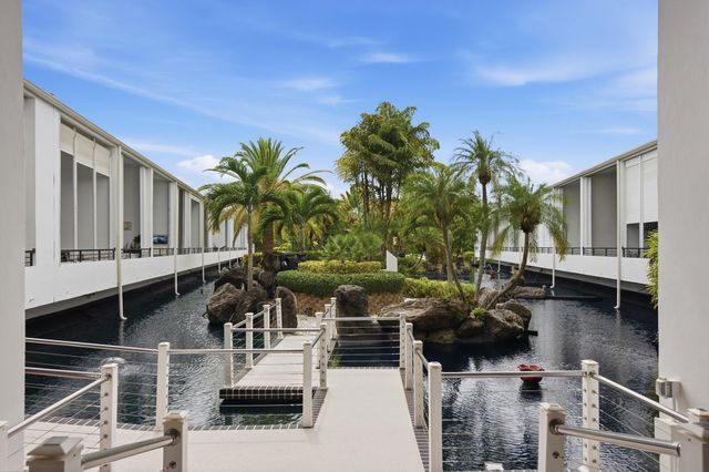 3589 S Ocean Boulevard 808, South Palm Beach, FL 33480