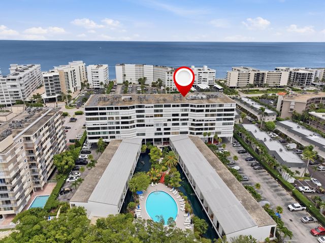3589 S Ocean Boulevard 808, South Palm Beach, FL 33480