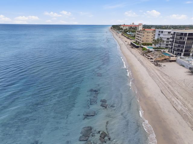 3589 S Ocean Boulevard 808, South Palm Beach, FL 33480