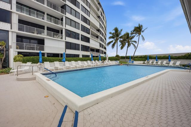 3589 S Ocean Boulevard 808, South Palm Beach, FL 33480