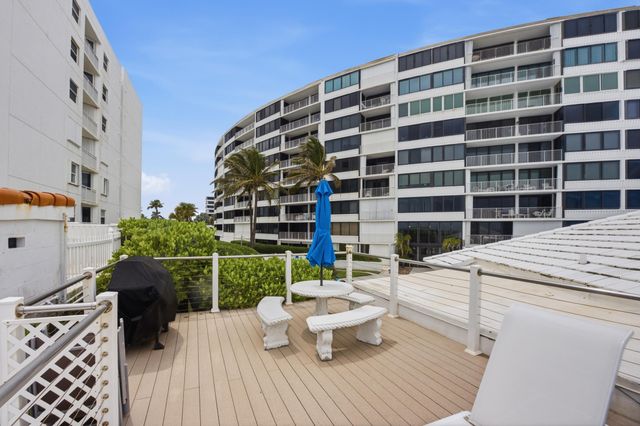 3589 S Ocean Boulevard 808, South Palm Beach, FL 33480