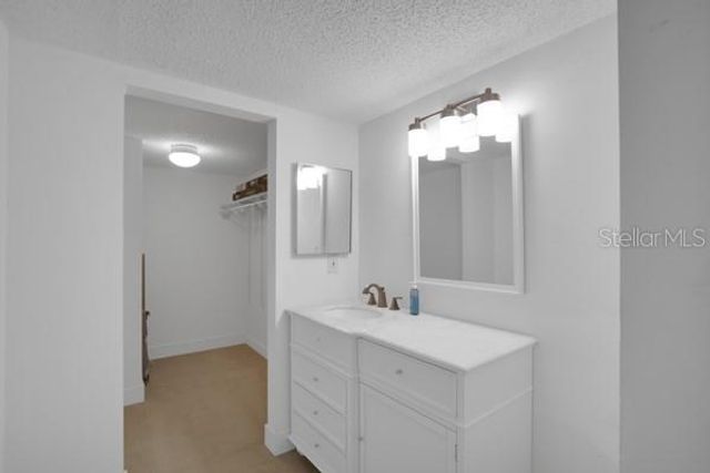 11945 143RD STREET 7217, Largo, FL 33774