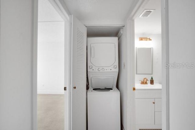 11945 143RD STREET 7217, Largo, FL 33774