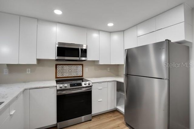 11945 143RD STREET 7217, Largo, FL 33774