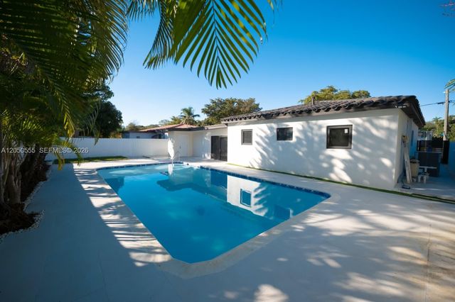 15411 NE 10th Avenue, North Miami Beach, FL 33162