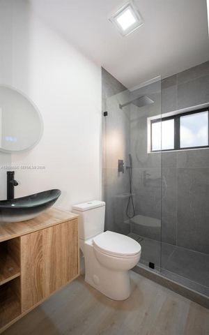 15411 NE 10th Avenue, North Miami Beach, FL 33162
